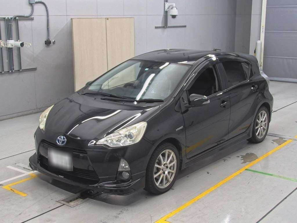 2012 Toyota Aqua NHP10[0]