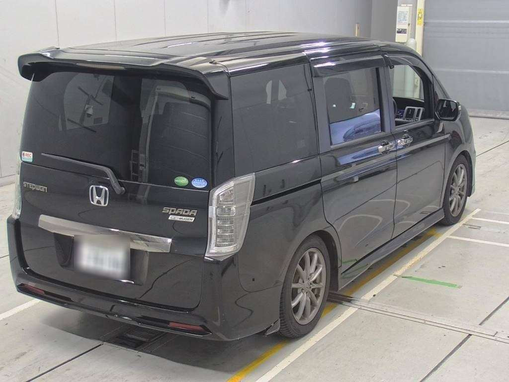 2012 Honda Step WGN Spada RK5[1]