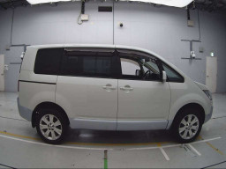 2008 Mitsubishi Delica D5