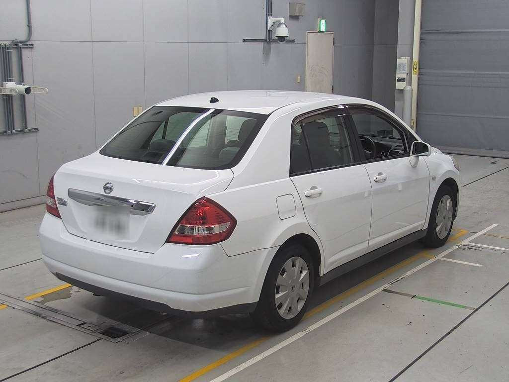 2006 Nissan Tiida Latio SC11[1]