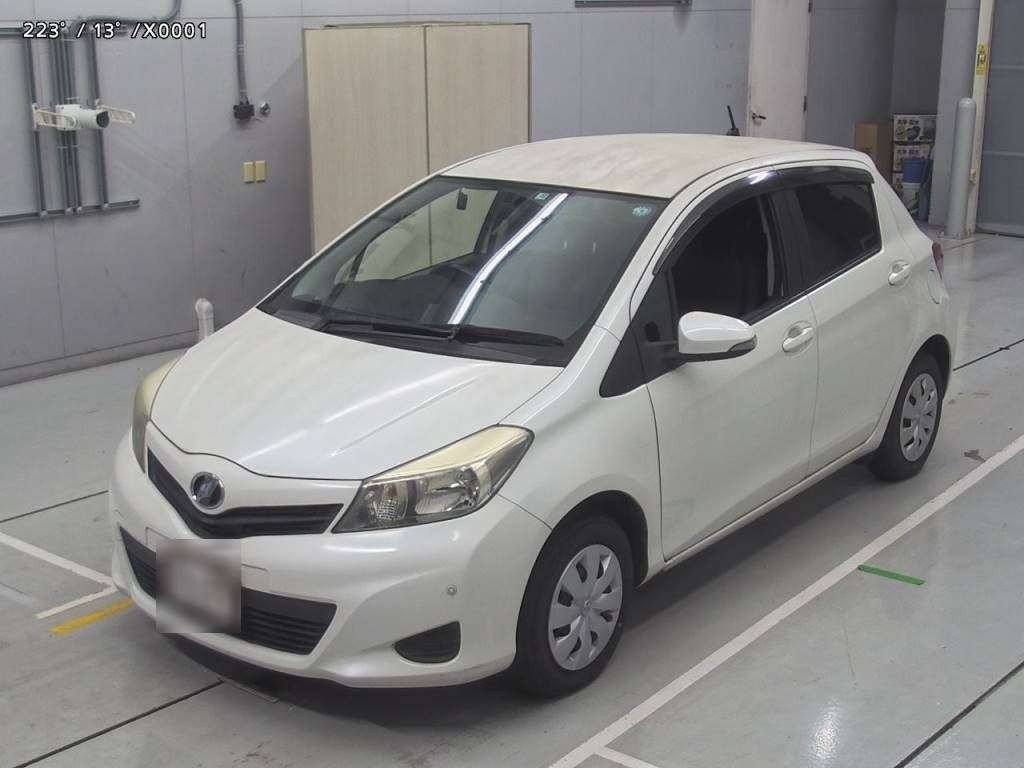 2013 Toyota Vitz KSP130[0]