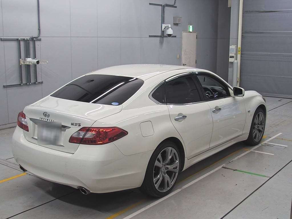 2009 Nissan Fuga KY51[1]