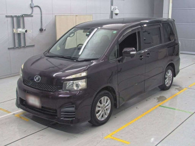 2012 Toyota Voxy