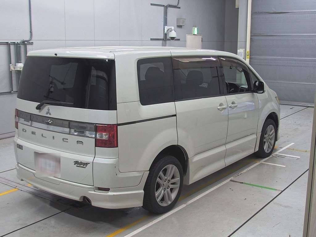 2009 Mitsubishi Delica D5 CV5W[1]