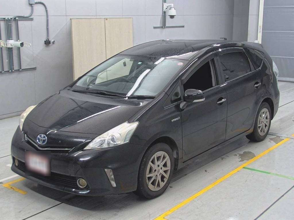 2013 Toyota Prius alpha ZVW40W[0]