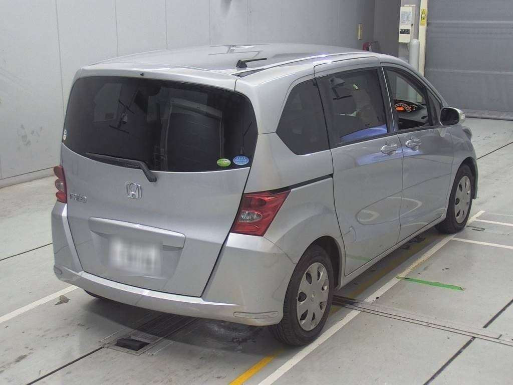 2010 Honda Freed GB3[1]