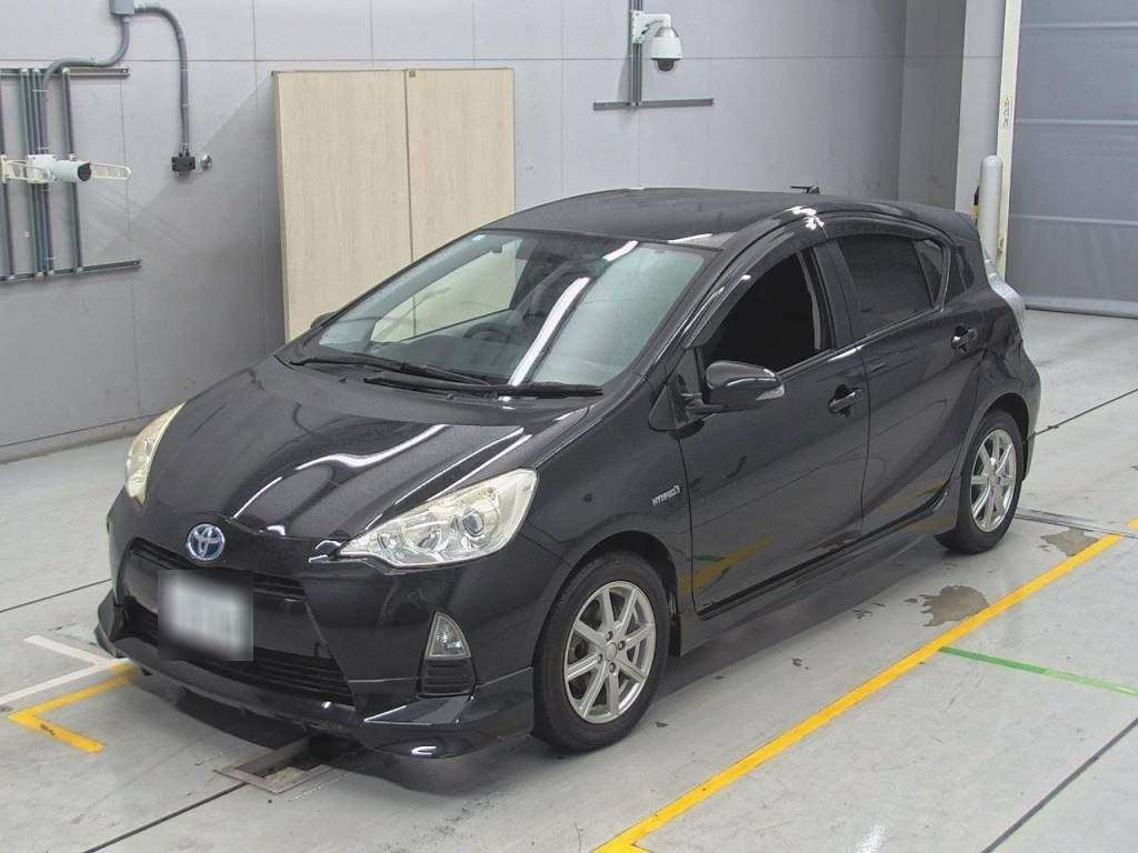 2012 Toyota Aqua NHP10[0]