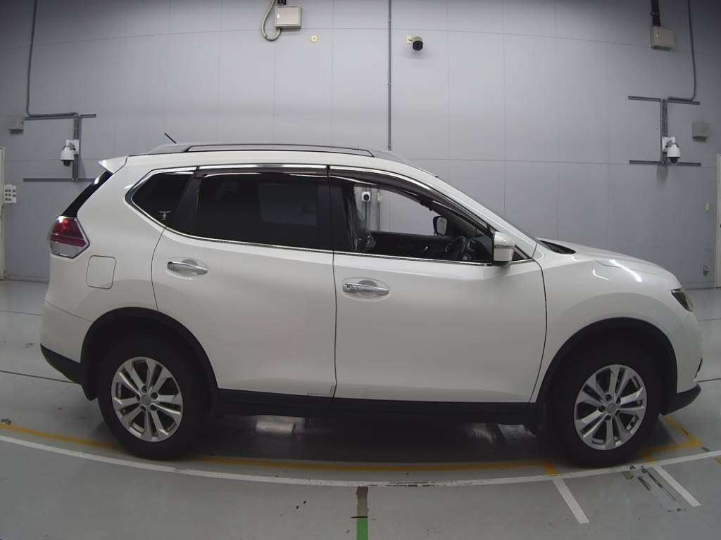 2014 Nissan X-Trail NT32[2]