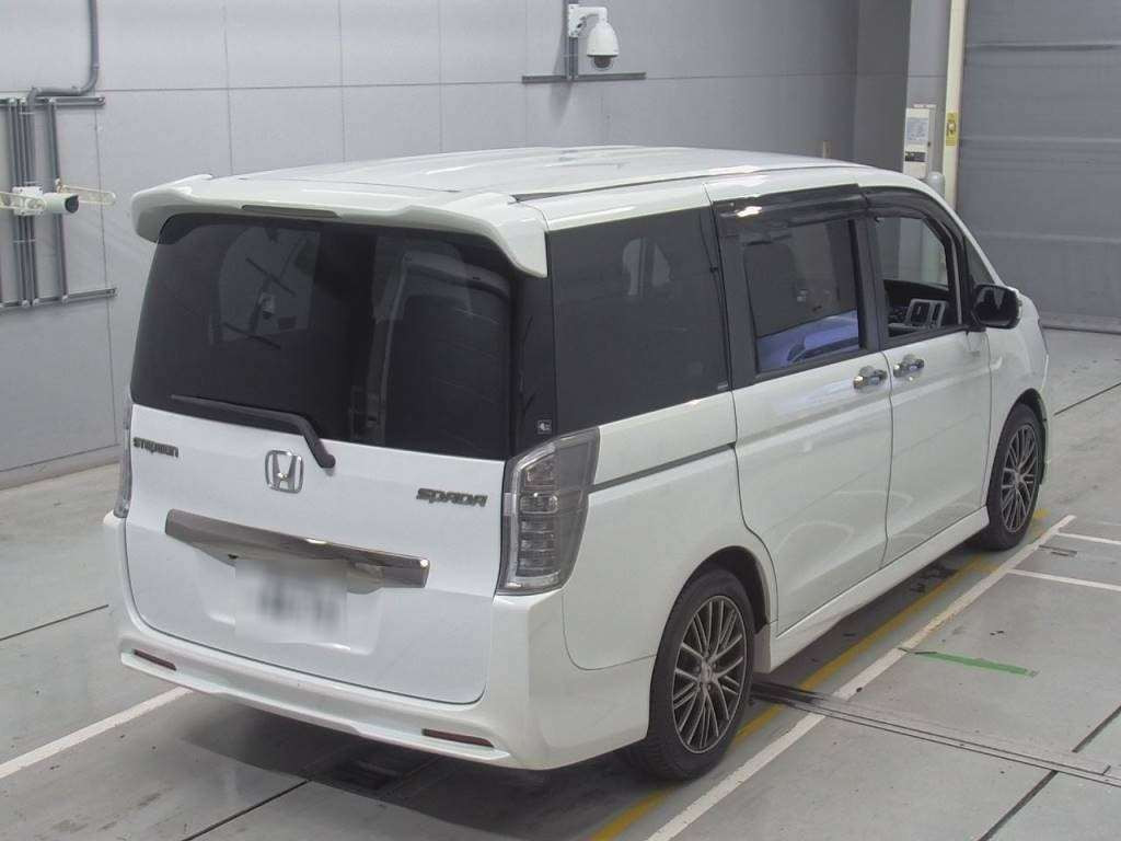 2012 Honda Step WGN Spada RK5[1]