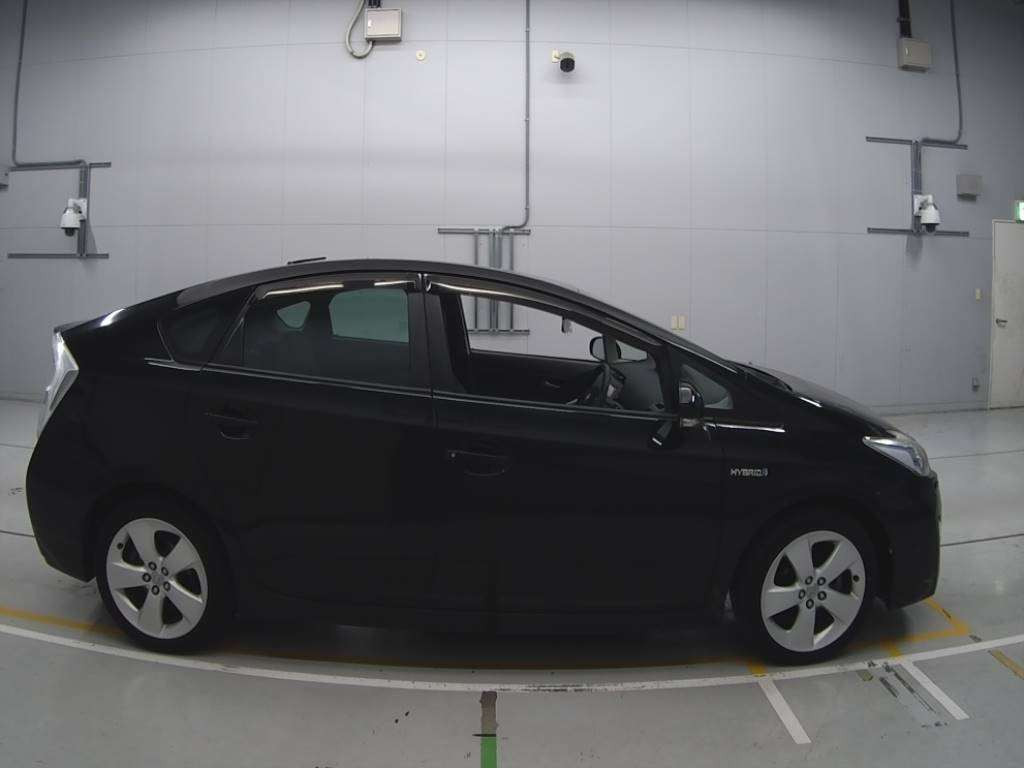 2009 Toyota Prius ZVW30[2]