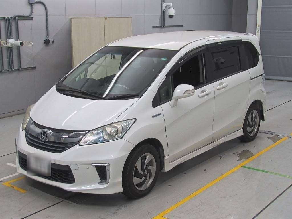 2014 Honda Freed hybrid GP3[0]