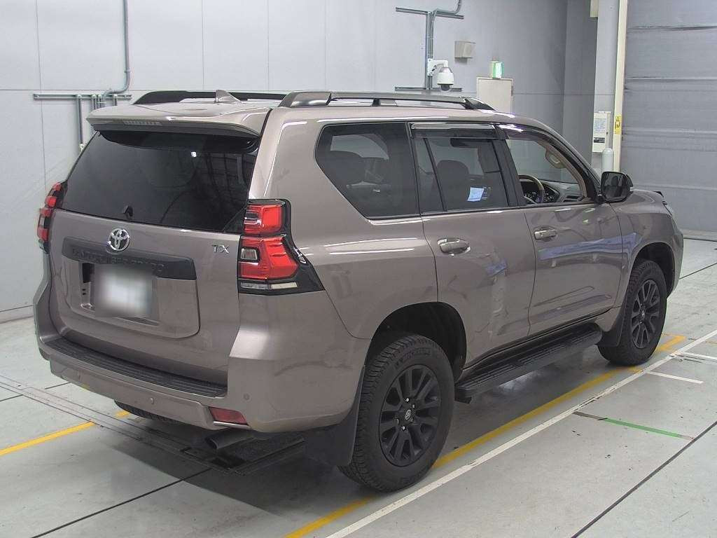 2023 Toyota Land Cruiser Prado TRJ150W[1]