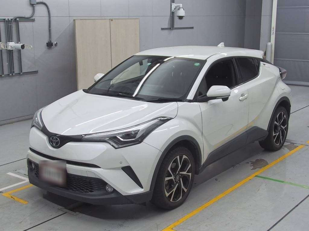 2018 Toyota C-HR NGX50[0]