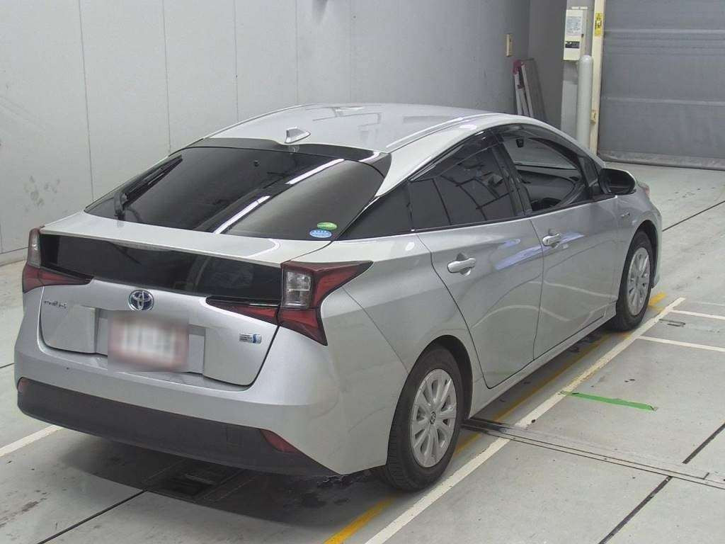 2019 Toyota Prius ZVW51[1]