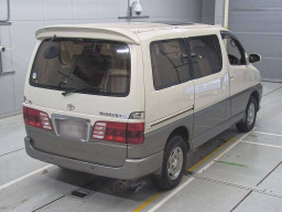 2001 Toyota Grand Hiace