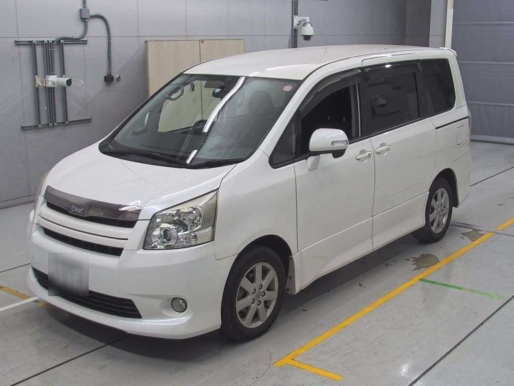 2008 Toyota Noah ZRR70W[0]