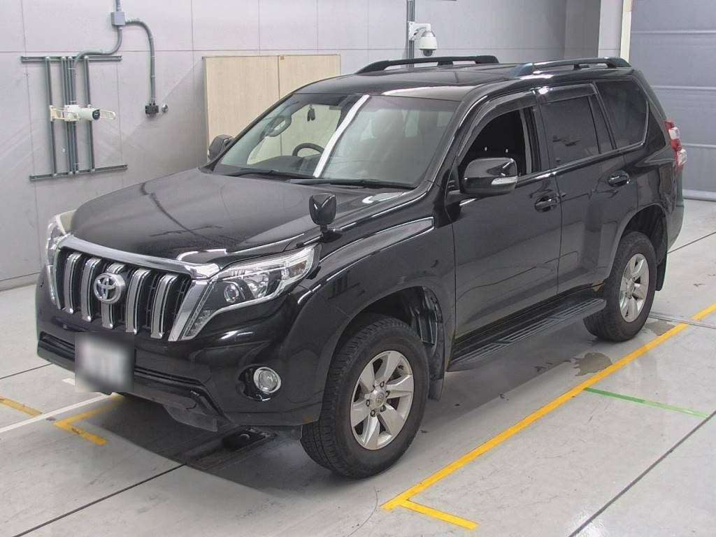 2017 Toyota Land Cruiser Prado TRJ150W[0]