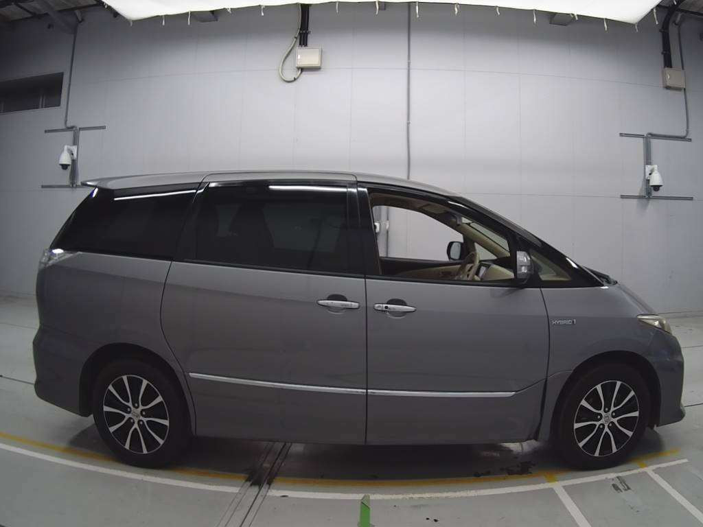 2012 Toyota Estima Hybrid AHR20W[2]