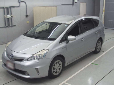 2015 Toyota Prius alpha