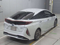 2020 Toyota Prius PHV