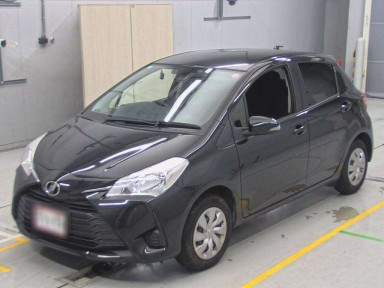 2017 Toyota Vitz