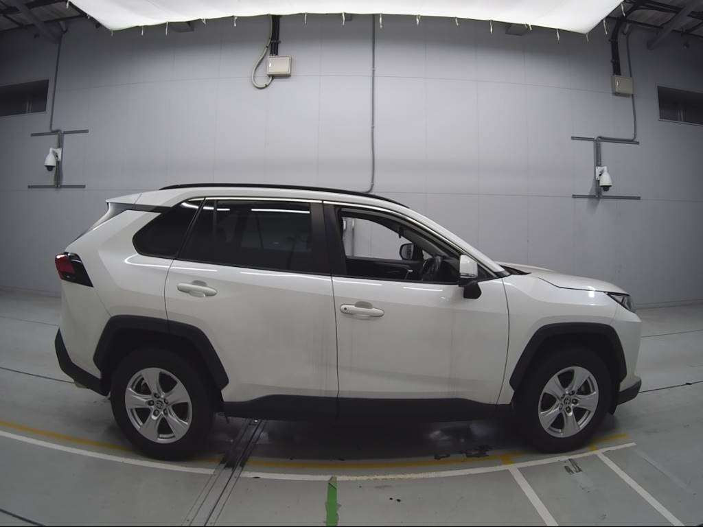 2019 Toyota RAV4 MXAA54[2]