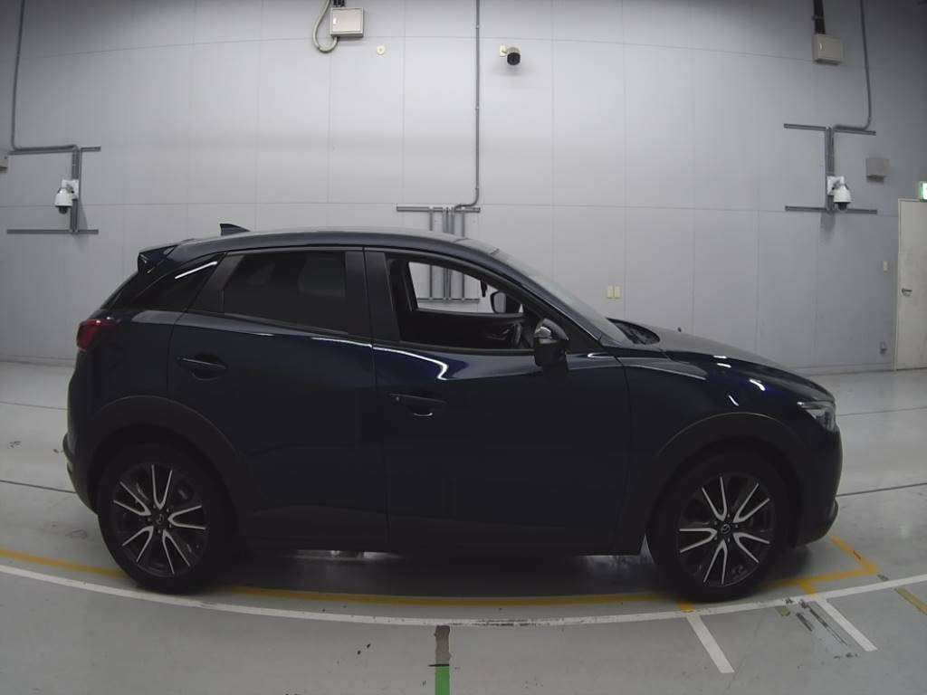 2016 Mazda CX-3 DK5AW[2]