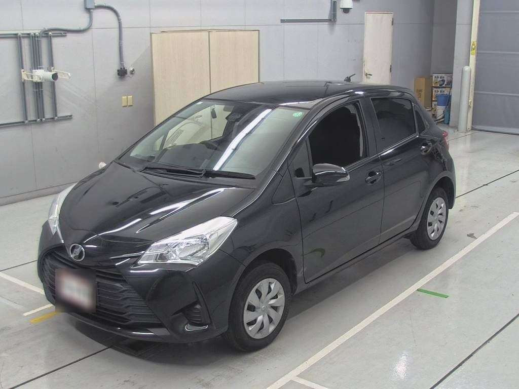 2018 Toyota Vitz NSP135[0]