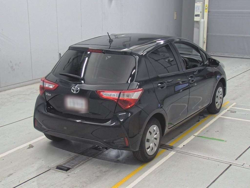 2018 Toyota Vitz KSP130[1]