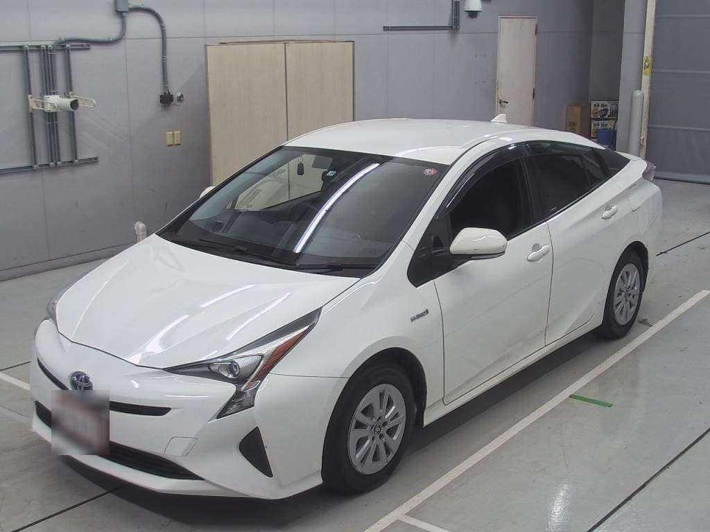 2017 Toyota Prius ZVW51[0]