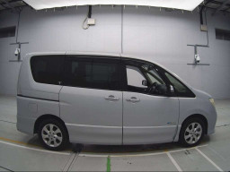 2013 Nissan Serena