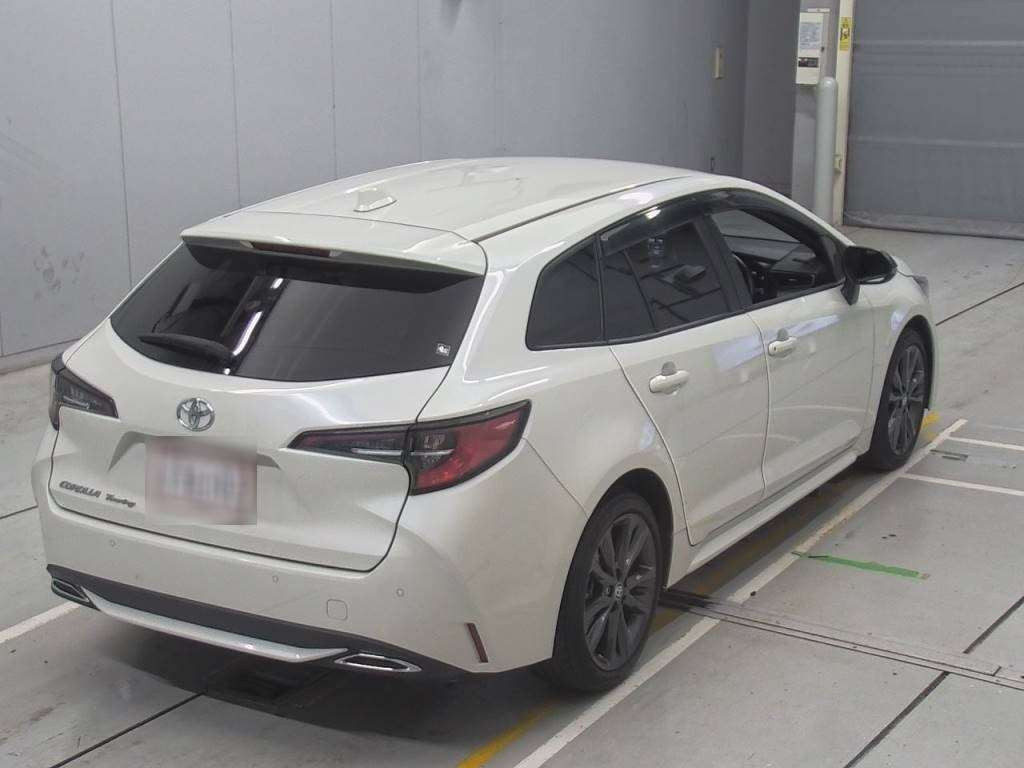 2019 Toyota Corolla Touring Wagon ZRE212W[1]