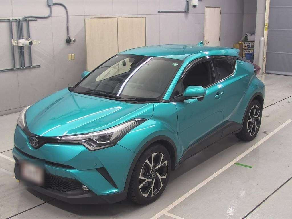 2019 Toyota C-HR NGX10[0]