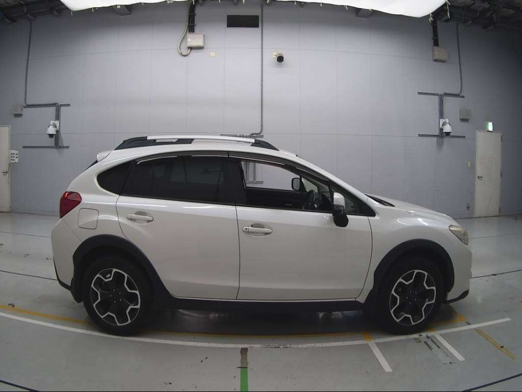 2014 Subaru XV GP7[2]