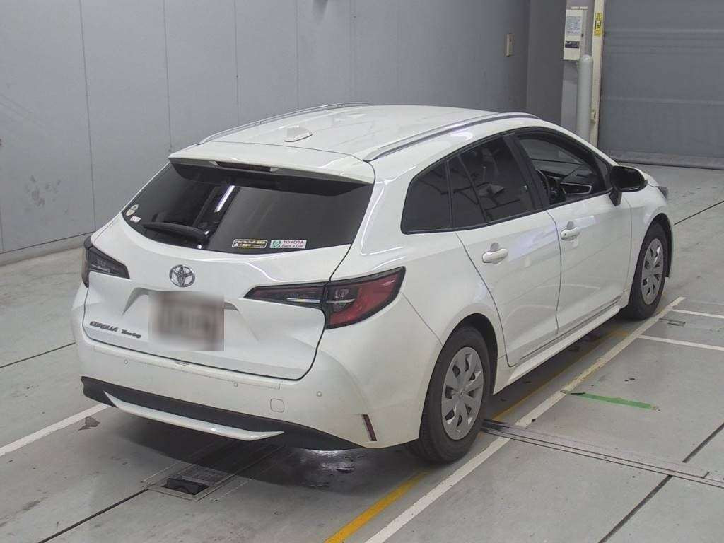 2021 Toyota Corolla Touring Wagon ZRE212W[1]