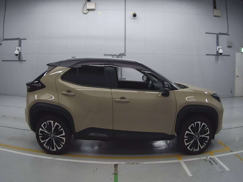 2021 Toyota YARIS CROSS MXPJ15[2]