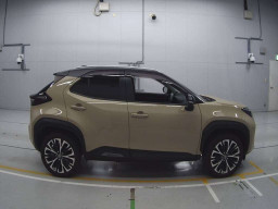 2021 Toyota YARIS CROSS