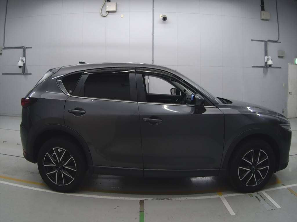 2017 Mazda CX-5 KF2P[2]