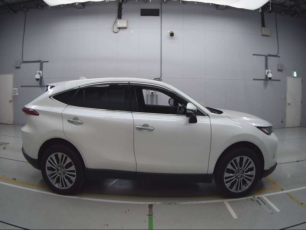 2020 Toyota Harrier Hybrid AXUH85[2]