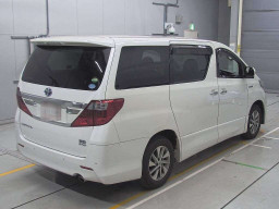 2015 Toyota Alphard Hybrid