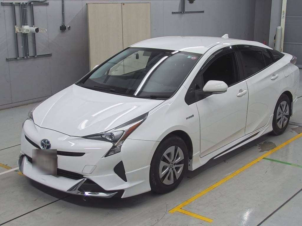 2017 Toyota Prius ZVW51[0]