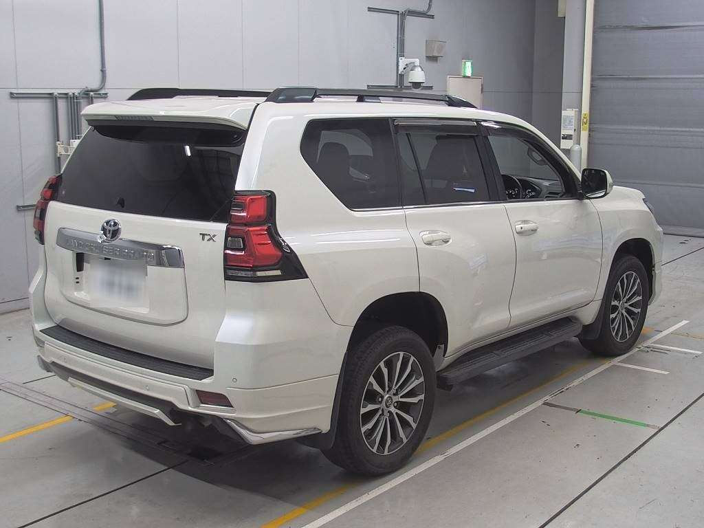 2019 Toyota Land Cruiser Prado GDJ150W[1]