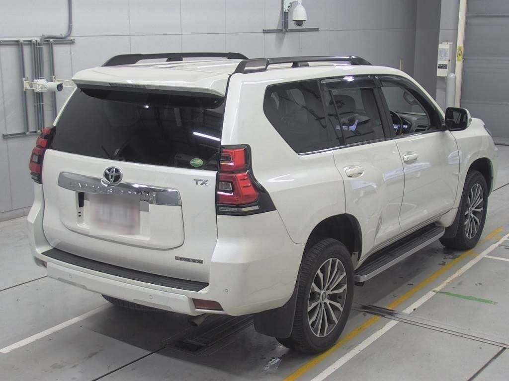 2020 Toyota Land Cruiser Prado GDJ150W[1]