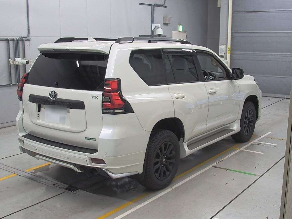 2023 Toyota Land Cruiser Prado TRJ150W[1]