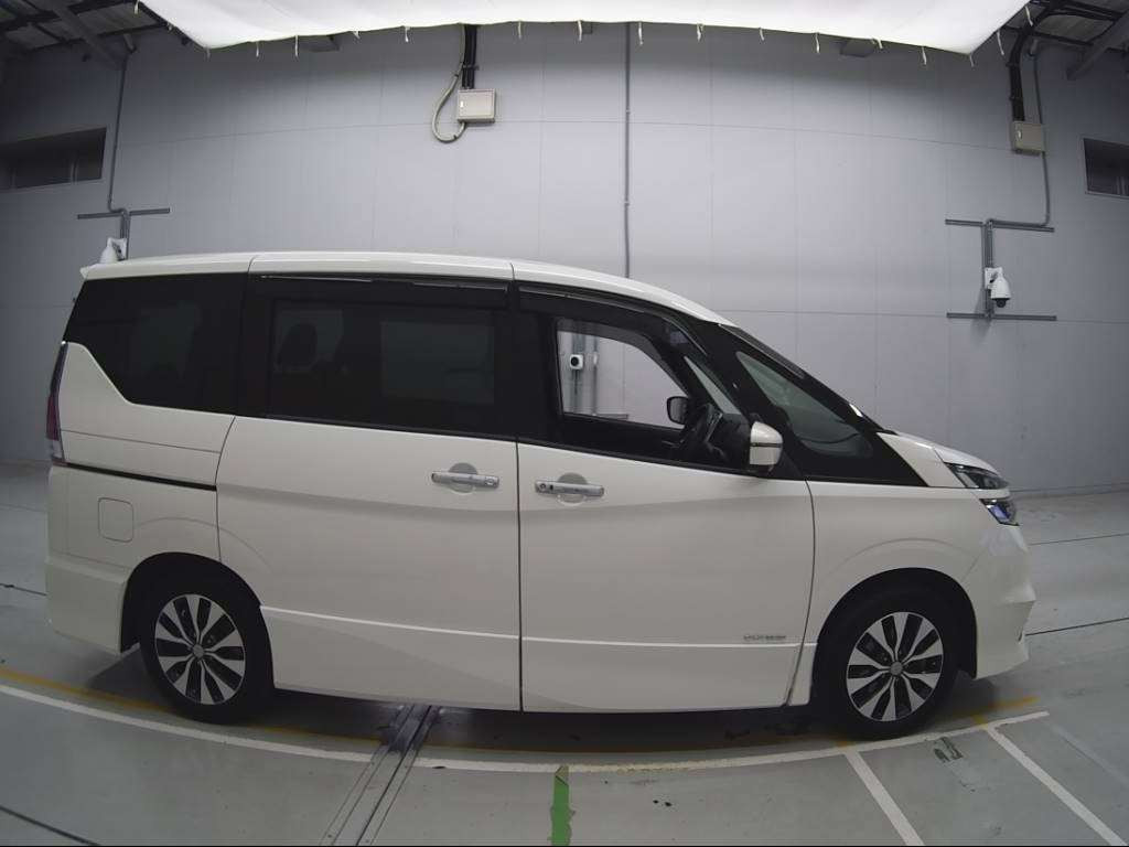 2018 Nissan Serena GFC27[2]