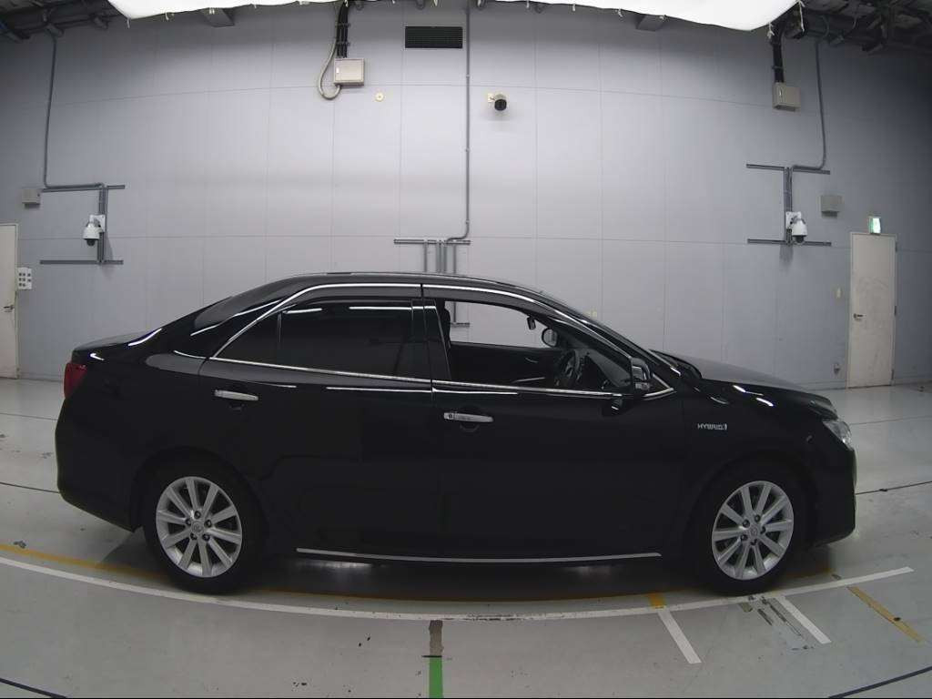 2012 Toyota Camry AVV50[2]