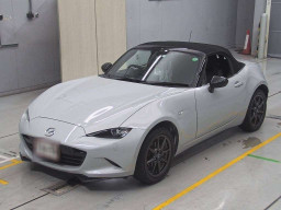 2018 Mazda Roadster