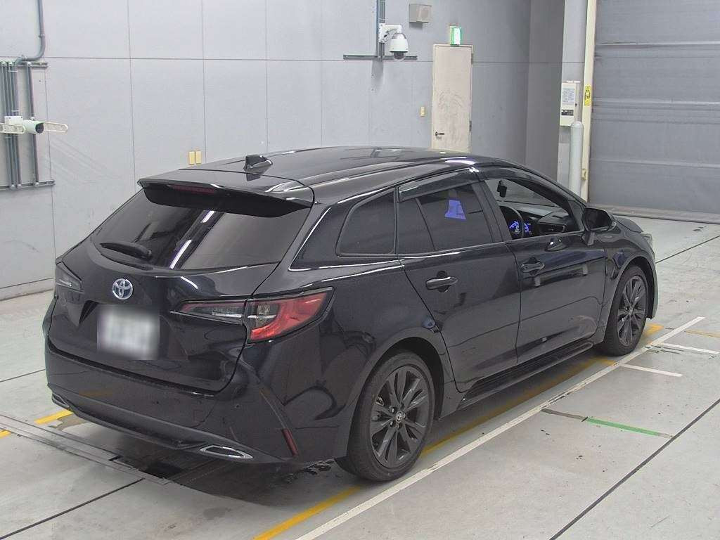 2021 Toyota Corolla Touring Wagon ZWE211W[1]