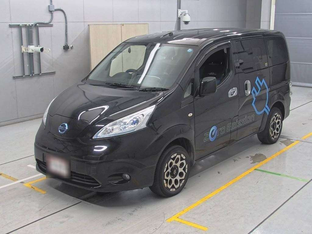 2017 Nissan E-NV200 Wagon ME0[0]