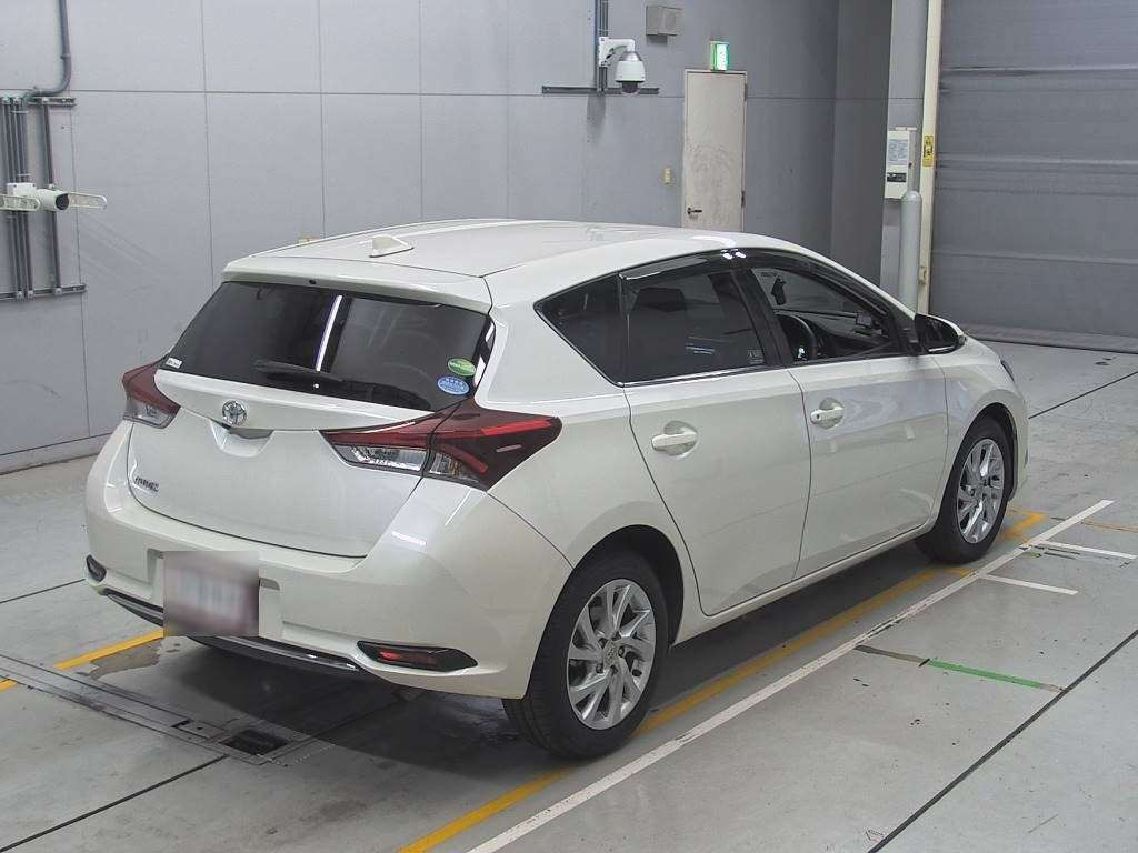 2018 Toyota Auris NZE181H[1]